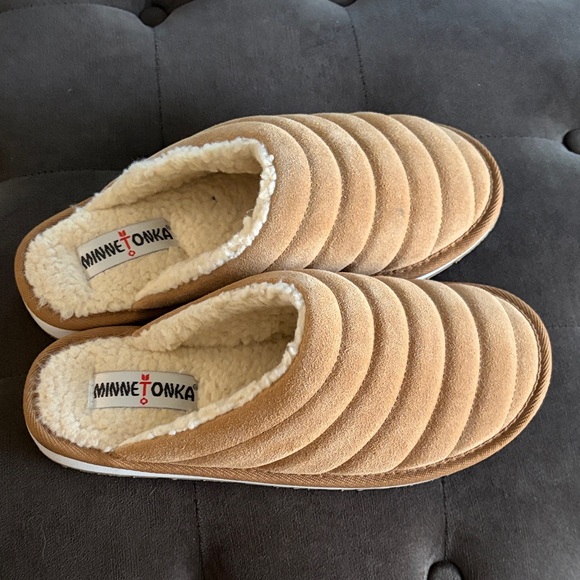 minne tonka Shoes - Quilted Mule Slippers - Tan/Cream